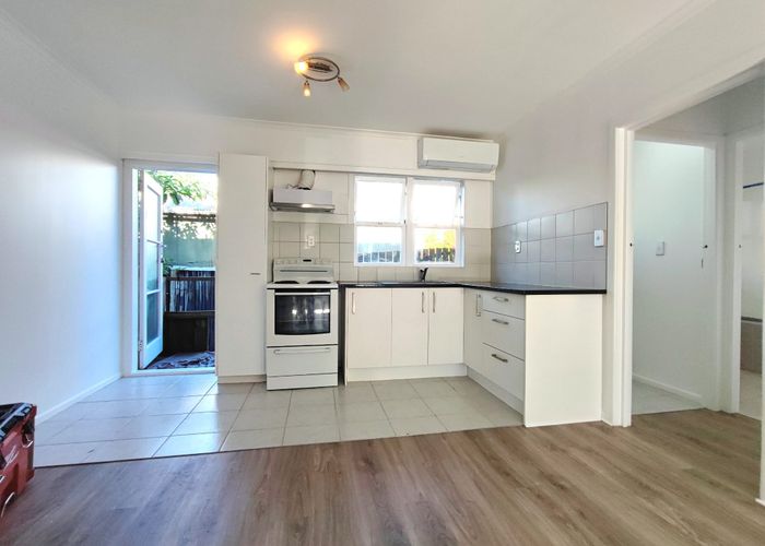  at 2/121a Selwyn street, Onehunga, Auckland City, Auckland