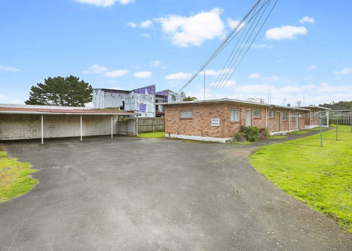  at 12A De Luen Avenue, Tindalls Beach, Whangaparāoa