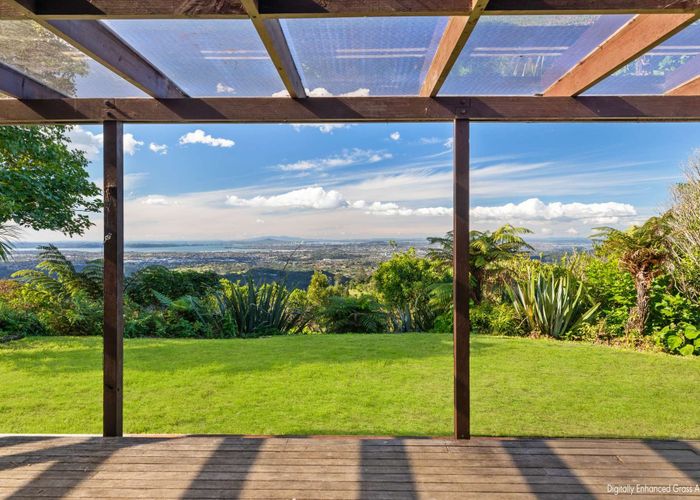  at 505 Scenic Drive, Waiatarua, Auckland