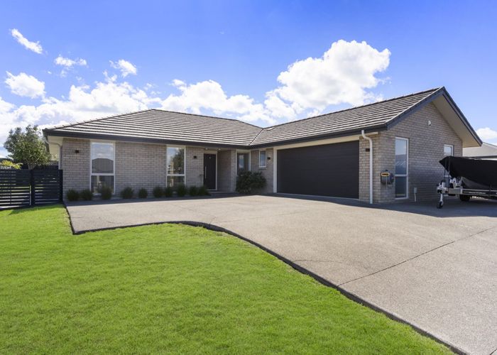  at 54 Seventh View Avenue, Beachlands, Auckland