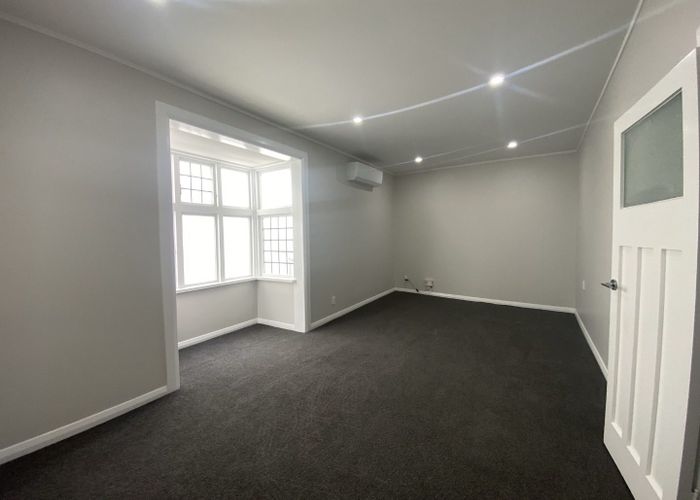  at 230 Oriental Parade, Oriental Bay, Wellington, Wellington