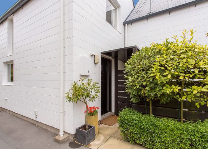  at 4/104 Rossall Street, Merivale, Christchurch