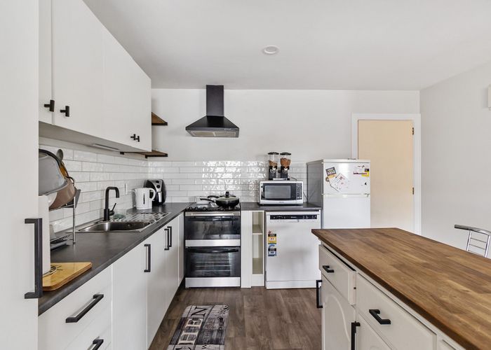  at 14 Thomas Street, West End, Timaru