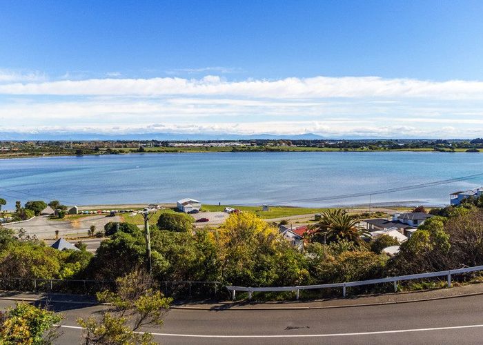  at 14 St Andrews Hill Road, Mount Pleasant, Christchurch