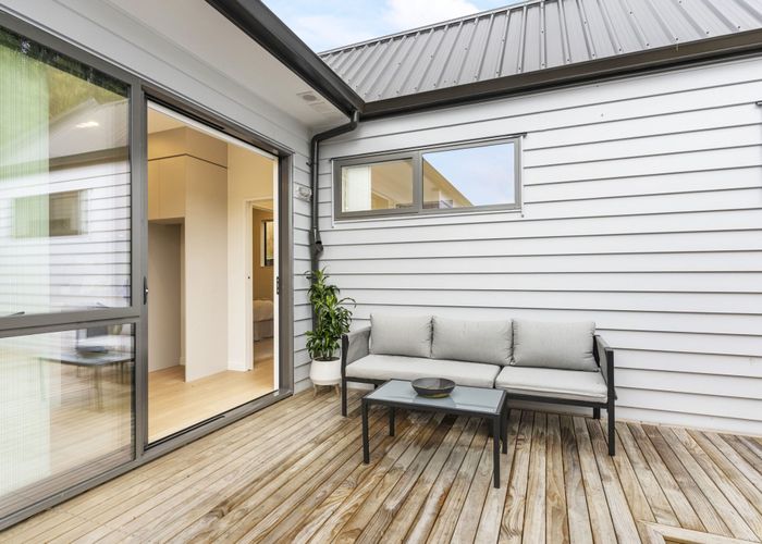  at 49B Clayburn Road, Glen Eden, Waitakere City, Auckland