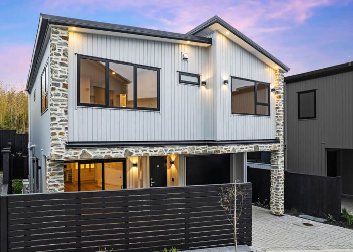  at 9B Addison Street, Blockhouse Bay, Auckland City, Auckland