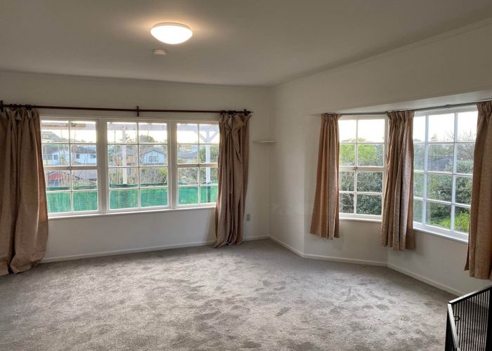  at 12 Fitzwater Place, Henderson, Waitakere City, Auckland