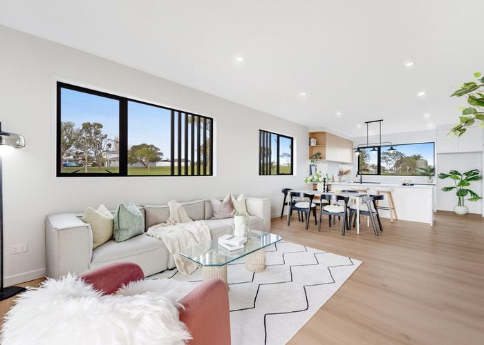  at Lot 1, 129 Cook Street, Howick, Manukau City, Auckland