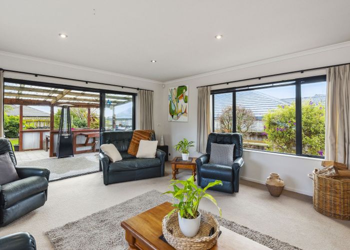  at 5 Lambert Way, Paraparaumu