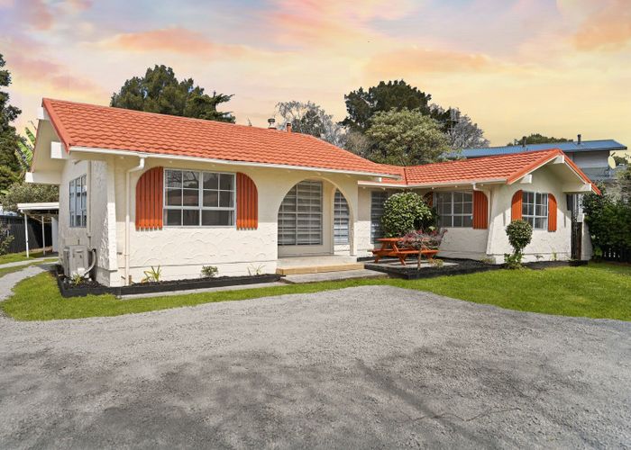  at 11 Hibiscus Avenue, Hamilton Lake, Hamilton, Waikato