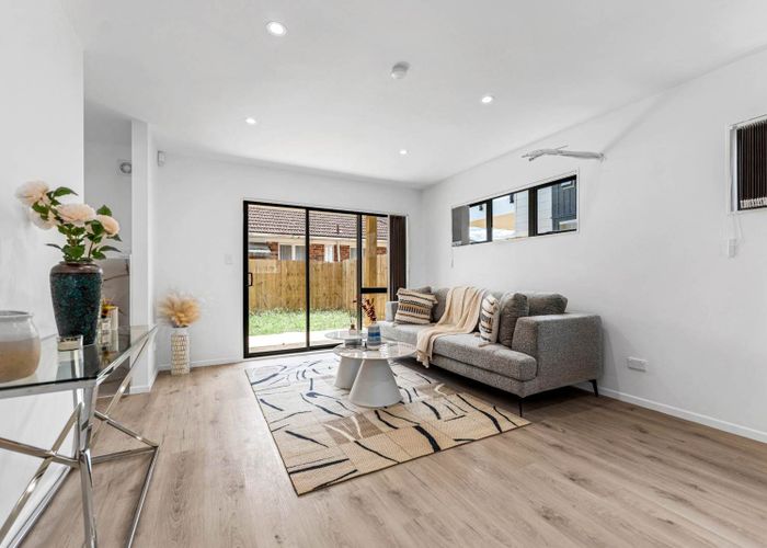  at Unit 1-12/58 Churchill Avenue, Manurewa, Manukau City, Auckland