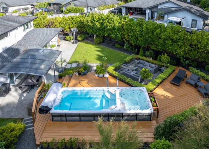  at 8 Somerset Place, Stanmore Bay, Rodney, Auckland