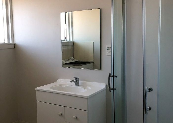  at 3/4 Division Street, Riccarton, Christchurch City, Canterbury