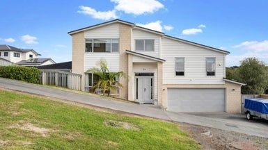  at 24 Henriette Place, The Gardens, Auckland