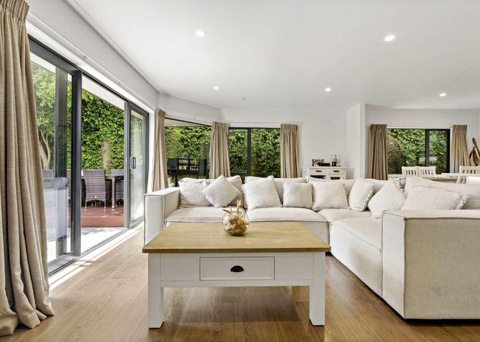  at 11D Langana Avenue, Browns Bay, Auckland