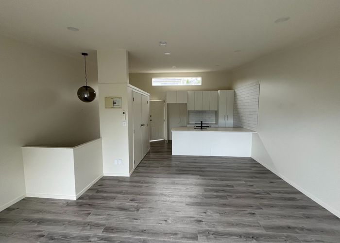  at 23L Hendry Avenue, Hillsborough, Auckland