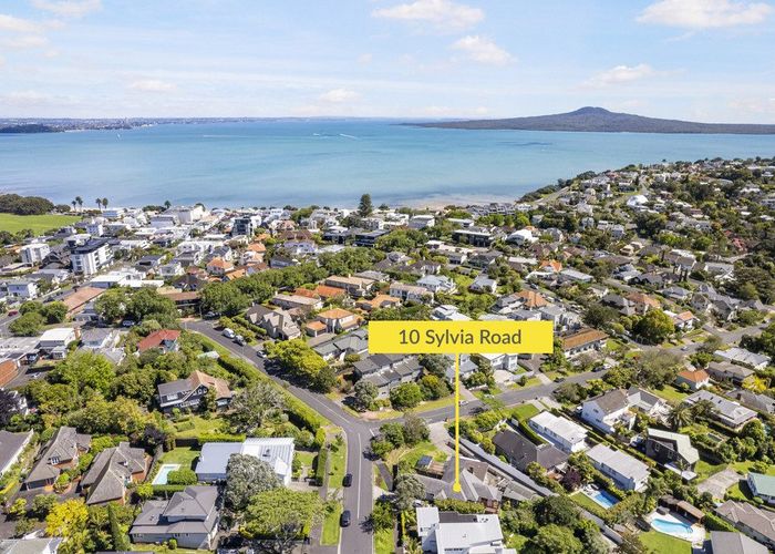  at 10 Sylvia Road, St Heliers, Auckland