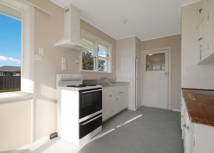  at 32 Carisbrooke Street, Aranui, Christchurch City, Canterbury