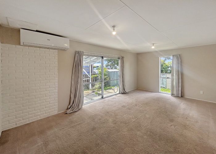  at 21A Raglan Avenue, Cloverlea, Palmerston North, Manawatu / Whanganui