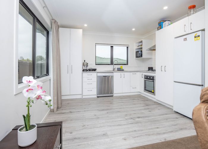 at 2/33 Cowley Drive, Temple View, Hamilton, Waikato