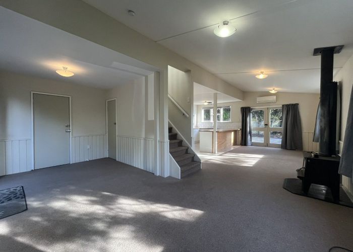  at 82 Moeraki Road, Maoribank, Upper Hutt, Wellington
