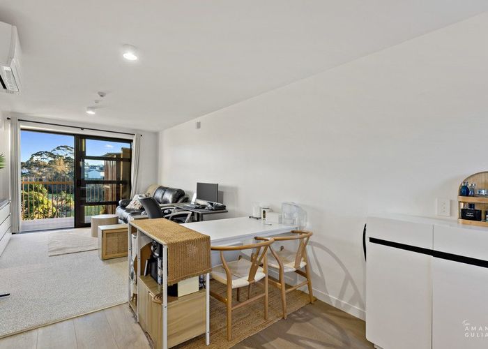  at 208/71 Hendon Avenue, Mount Albert, Auckland City, Auckland