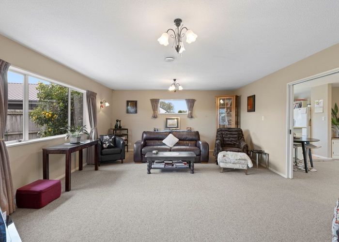  at 3 Pyatt Place, Redwood, Christchurch City, Canterbury