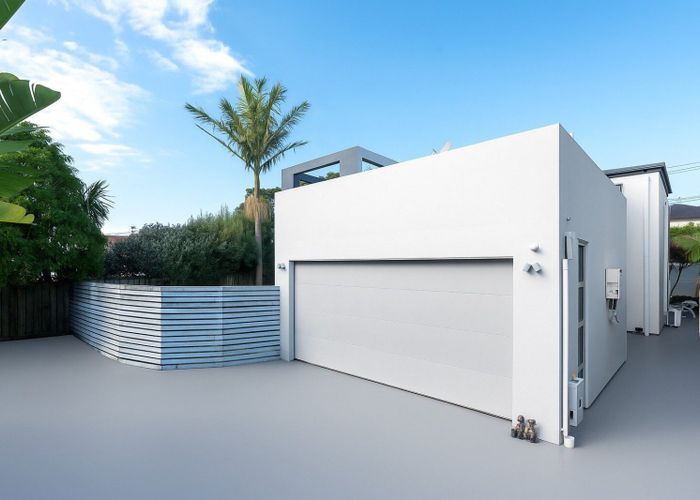  at 2B Aberdeen Road, Campbells Bay, North Shore City, Auckland