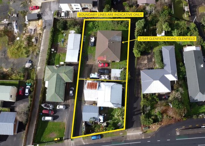  at 2/549 Glenfield Road, Glenfield, North Shore City, Auckland