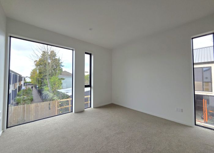  at 2 Bedroom/88 Holly Road, St. Albans, Christchurch City, Canterbury