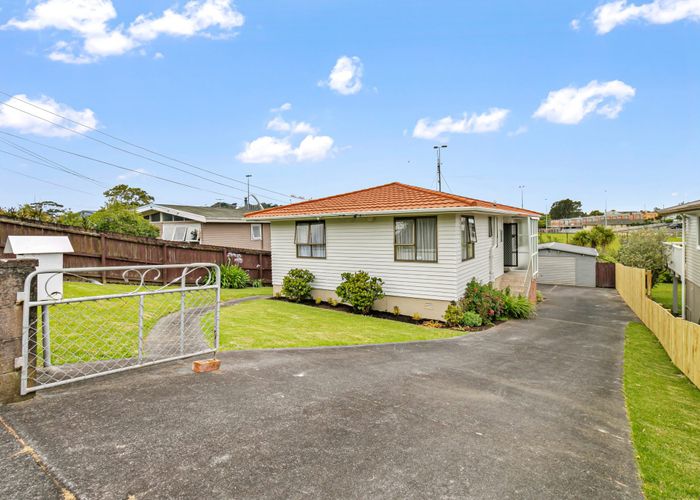  at 23 Whittle Place, New Windsor, Auckland
