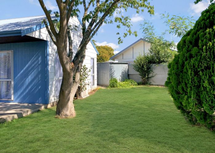  at 2 Ramsey Crescent, Flaxmere, Hastings