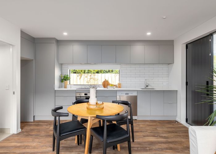  at 2/72 Cobham Street, Spreydon, Christchurch