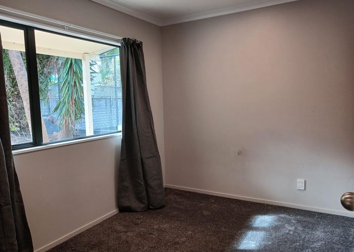  at 292A West Coast Road, Glen Eden, Waitakere City, Auckland