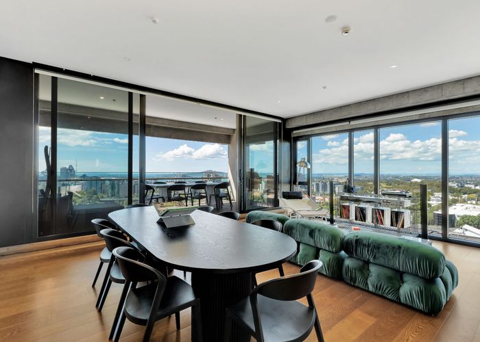  at 1102/5 Hohipere Street, Grafton, Auckland
