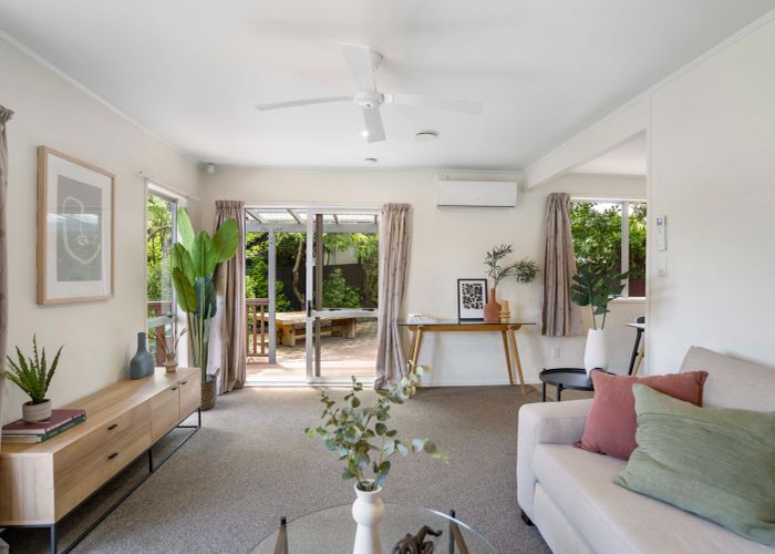  at 4 Urban Grove, Ranui, Auckland