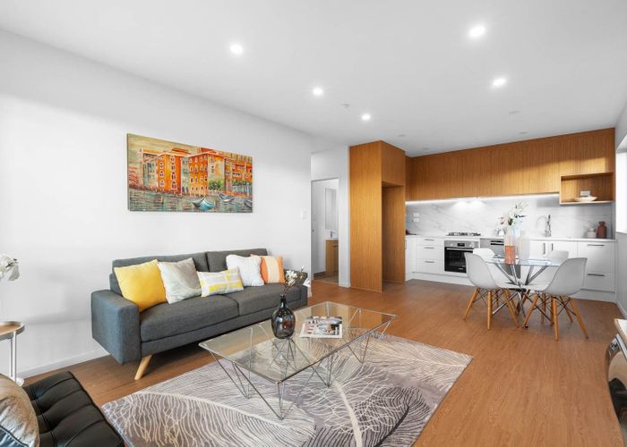  at 37A Flanshaw Road, Te Atatu South, Waitakere City, Auckland