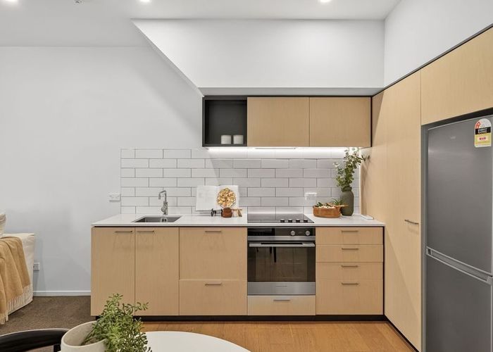  at 2/34 Cranmer Square, Christchurch Central, Christchurch