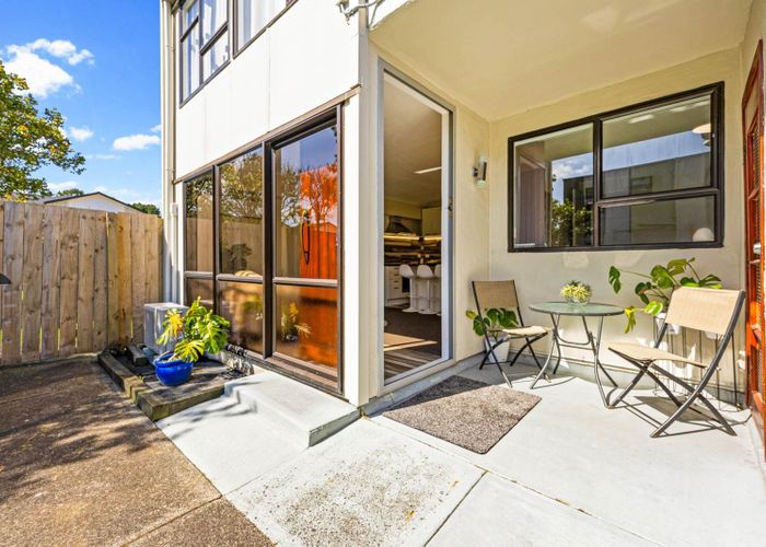  at 9/56 Ferndale Road, Mount Wellington, Auckland City, Auckland