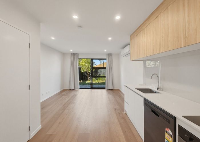  at 73 Selo Street, Glen Eden, Waitakere City, Auckland