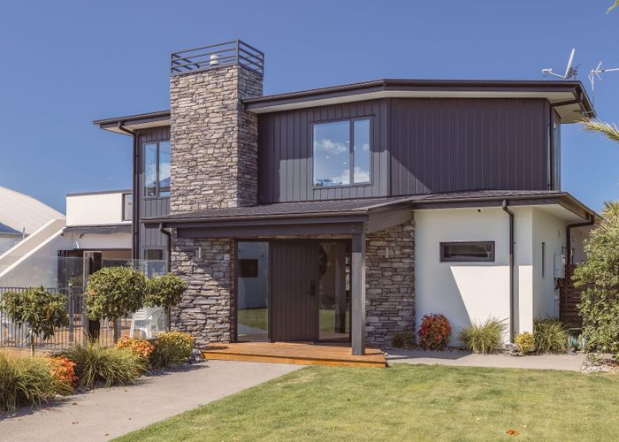  at 10 Stout Street, Waimairi Beach, Christchurch