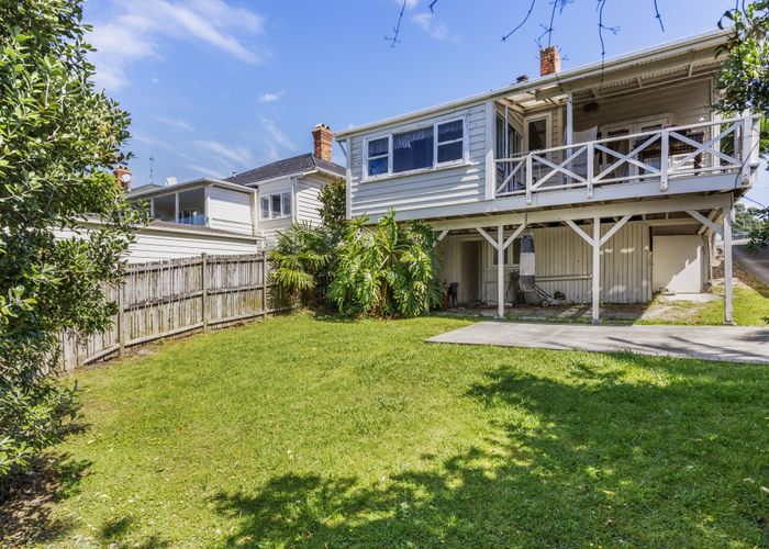  at 94 Calliope Road, Stanley Point, Auckland