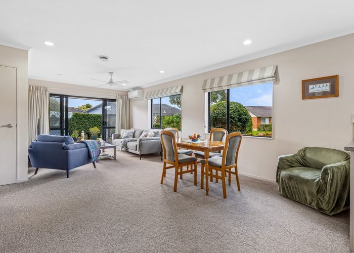  at 17/1 Piriti Drive, Te Atatu Peninsula, Auckland