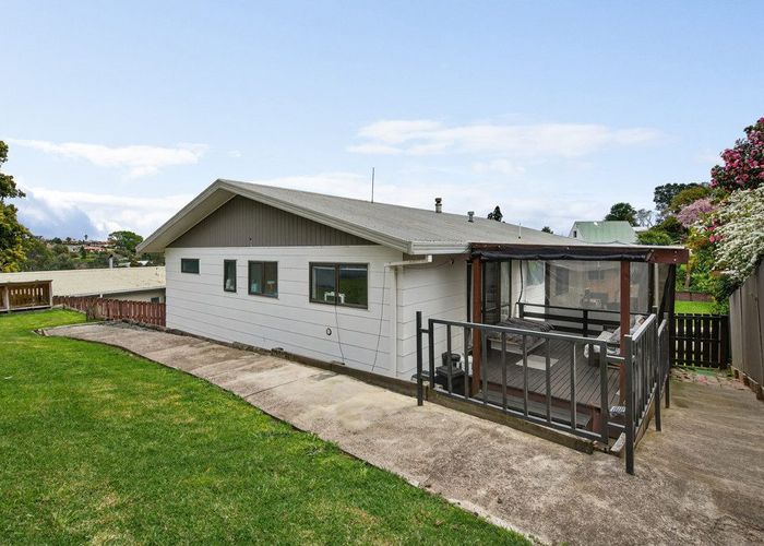  at 11 Dunton Drive, Welcome Bay, Tauranga, Bay Of Plenty