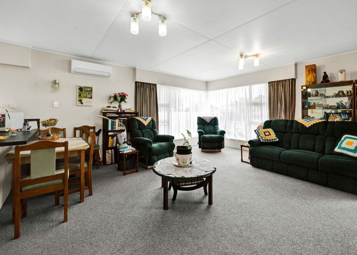  at 15 Grey Street, Normanby, Hawera