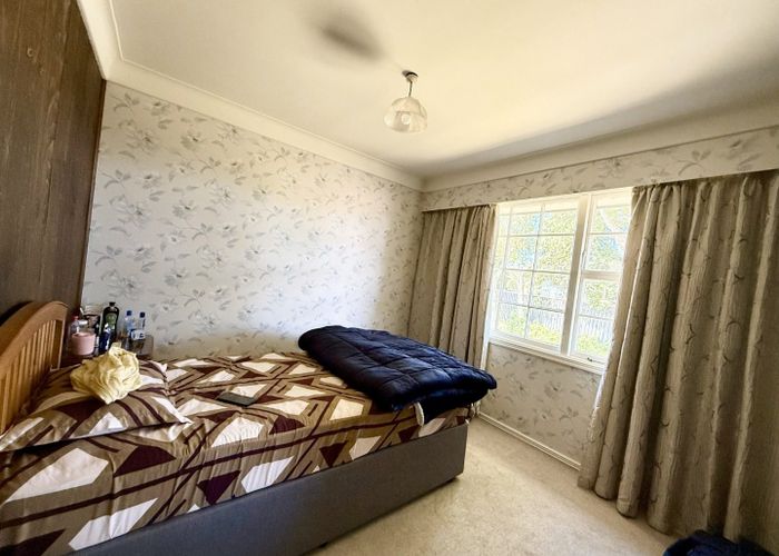  at 4 Arran Cresent, Woolston, Christchurch City, Canterbury