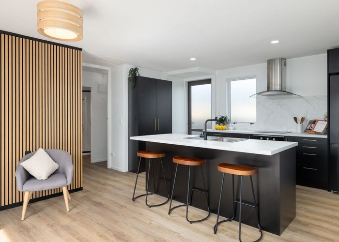 For sale 98a Neill Street, Hornby, Christchurch City, Canterbury