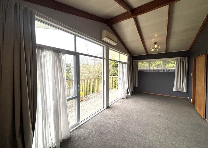  at 10 Coletta Lane, Te Atatu South, Waitakere City, Auckland