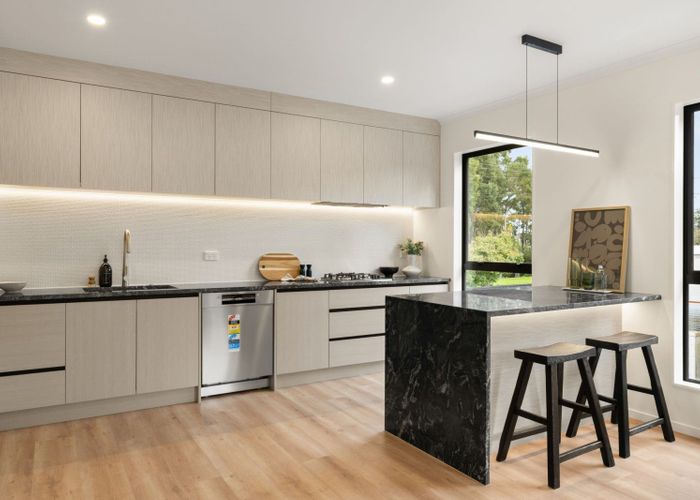  at 2/1082 River Road, Queenwood, Hamilton, Waikato