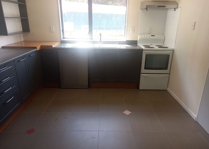  at 3A Mungavin Avenue, Ranui Heights, Porirua, Wellington